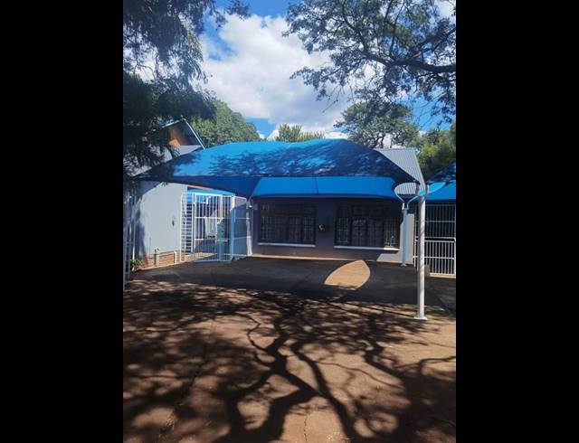 4 BEDROOM PROPERTY TO RENT IN TRIM PARK